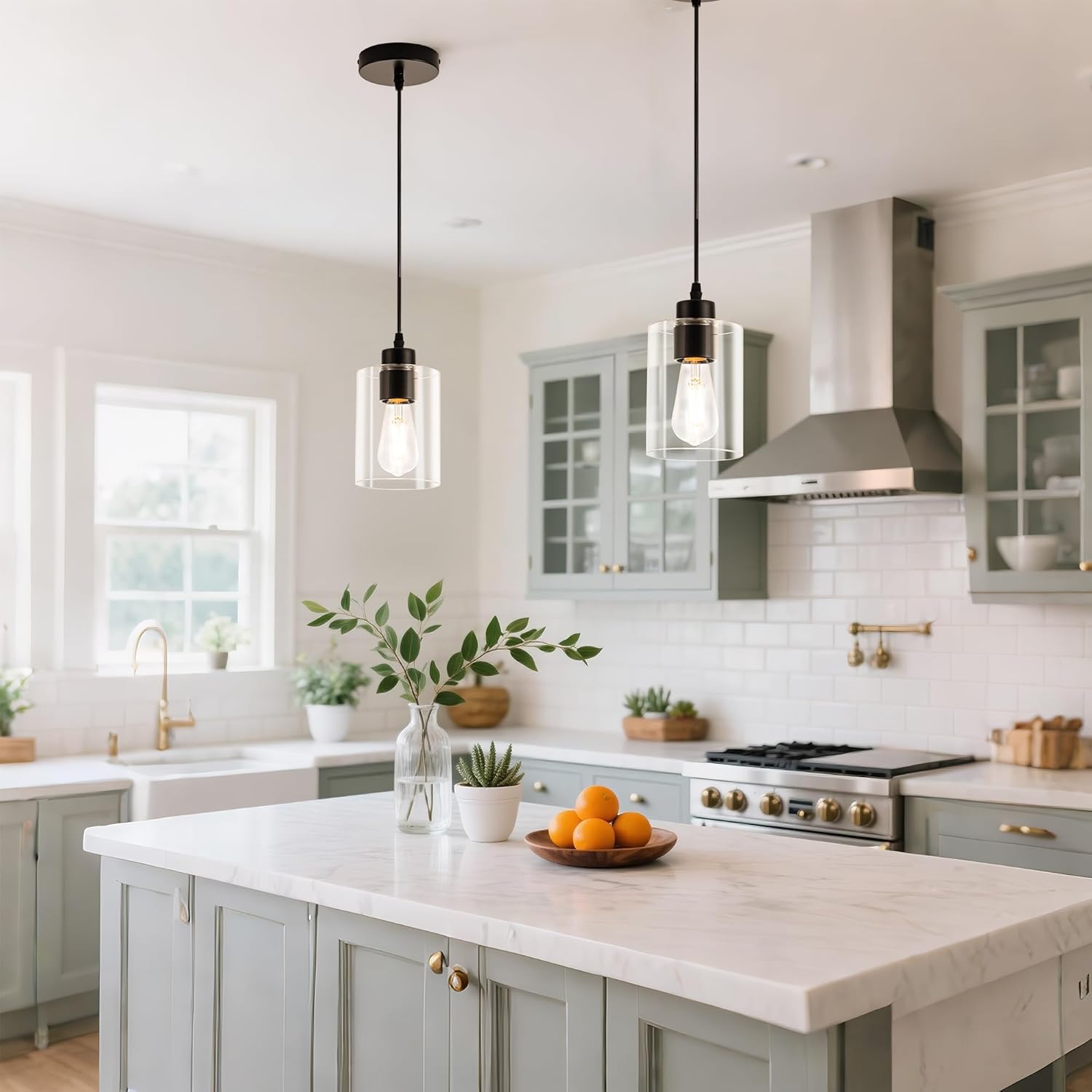 5 Ways a Pendant Light Can Transform Your Dining Space
